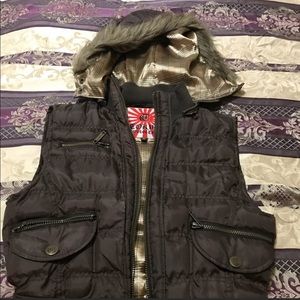 ✨Brown Puffy Vest w/ Fur Hoodie✨